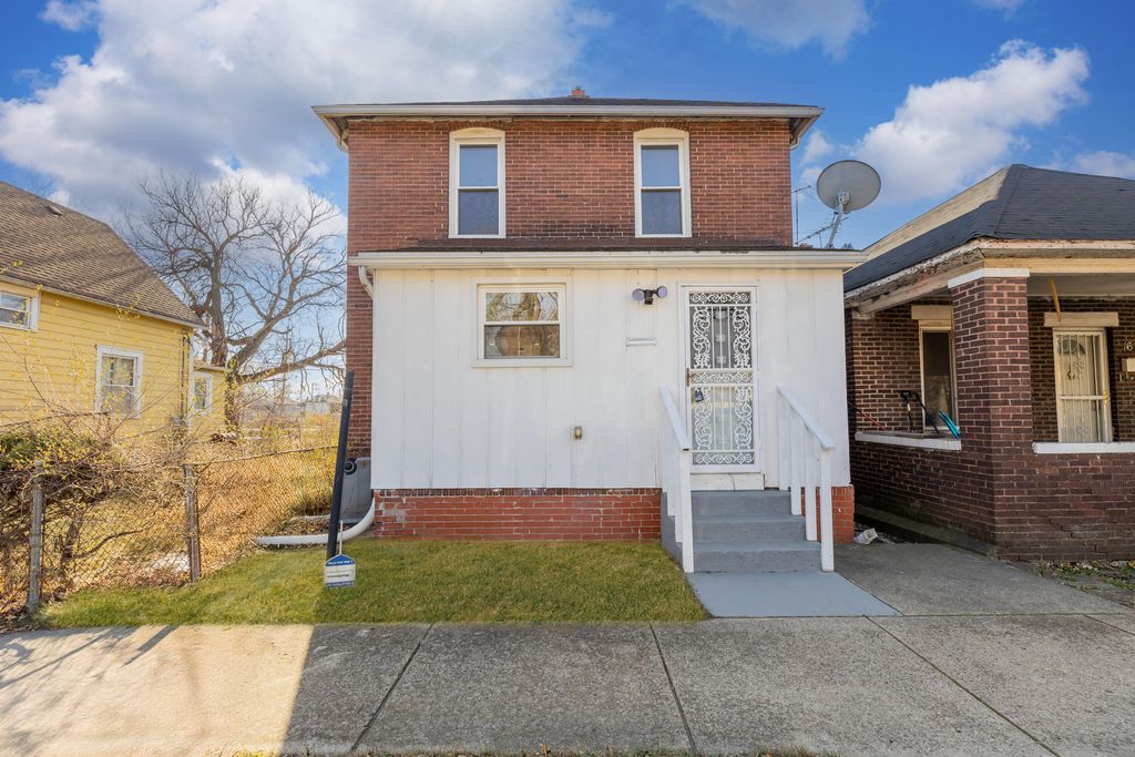 1685 W 10th Pl, Gary, IN 46404 | MLS# 813898 | Trulia