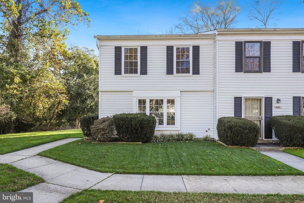 4149 Parkwood Ct, Brentwood, MD 20722