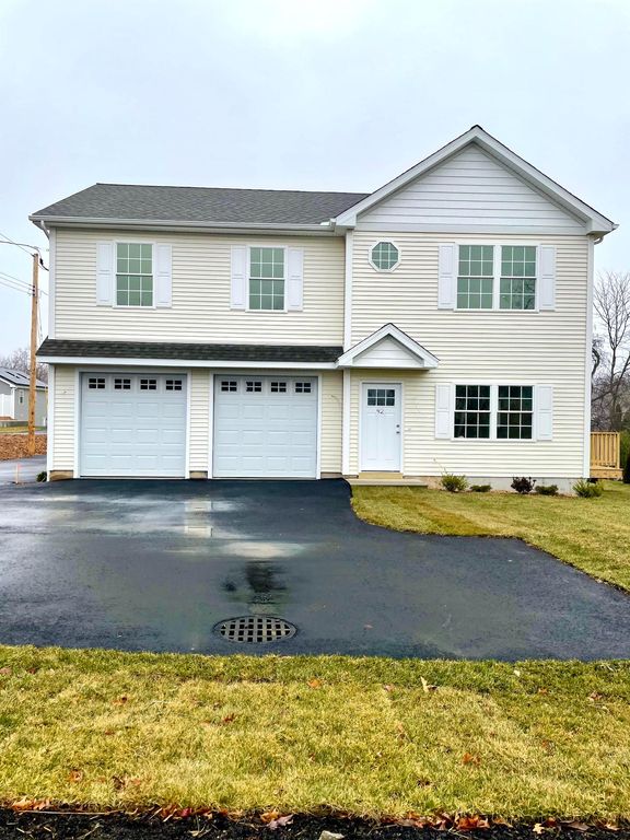 42 Infield St, Bridgeport, CT 06606