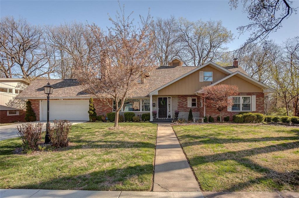 27 Oak Knoll Pl, Belleville, IL 62223 SingleFamily Home for Sale MLS