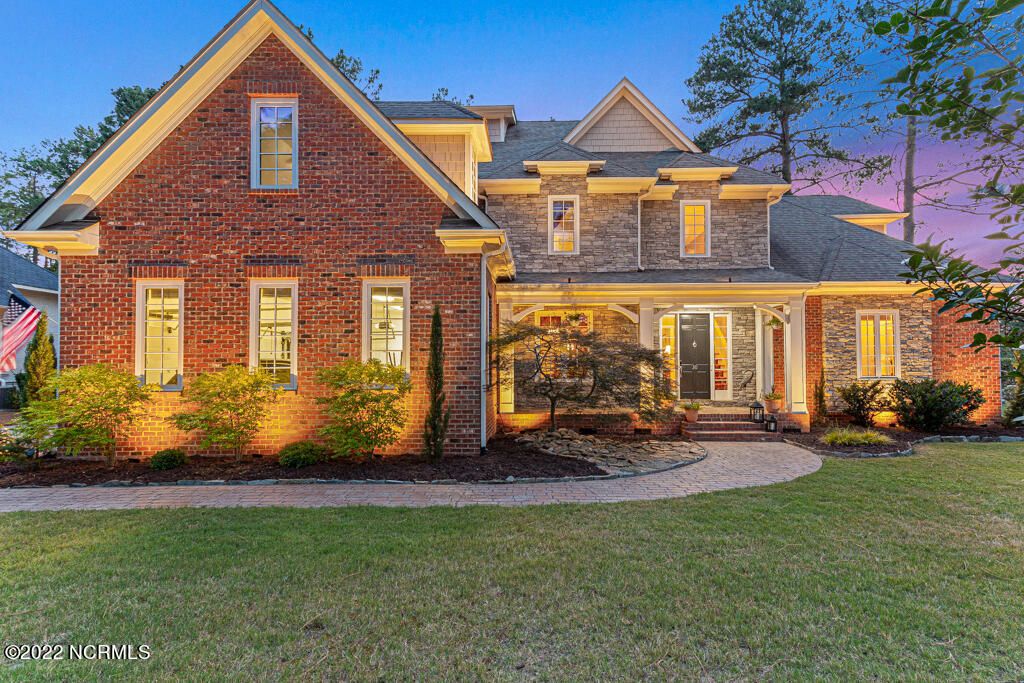 30 Spring Valley Court, Pinehurst, NC 28374