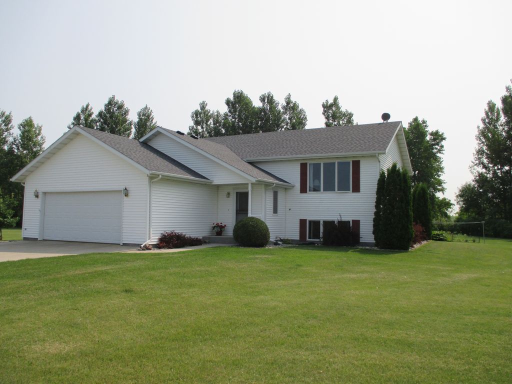 1070 11th St NE, Thompson, ND 58278 Trulia