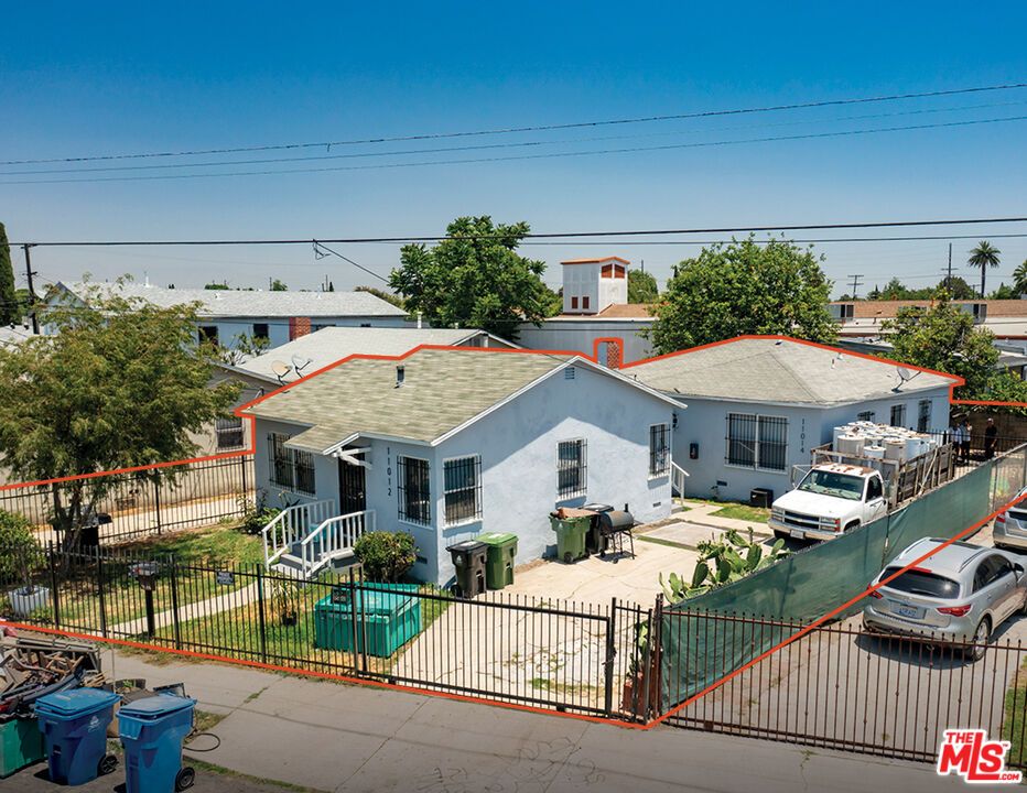 11014 Willowbrook Ave, Los Angeles, CA 90059
