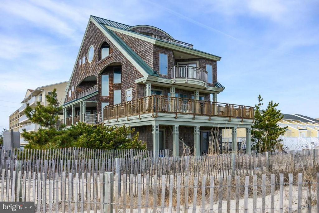 4201 Atlantic Ave, Ocean City, MD 21842