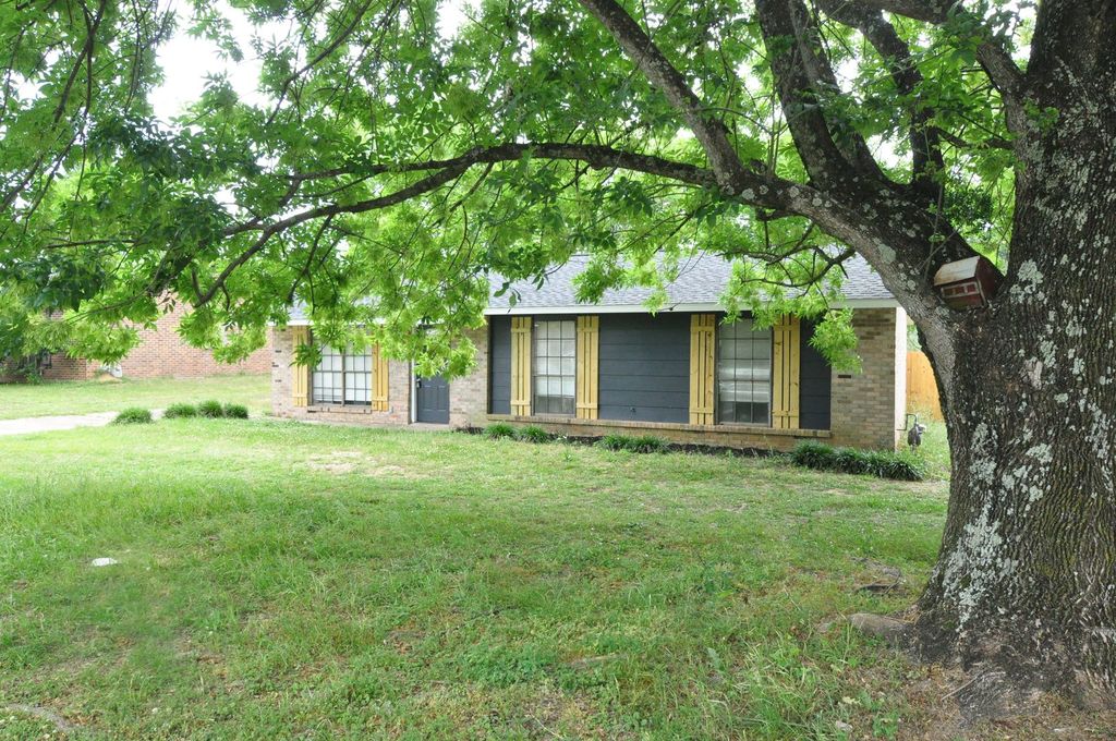 220 Joyce St, Prattville, AL 36066 Trulia