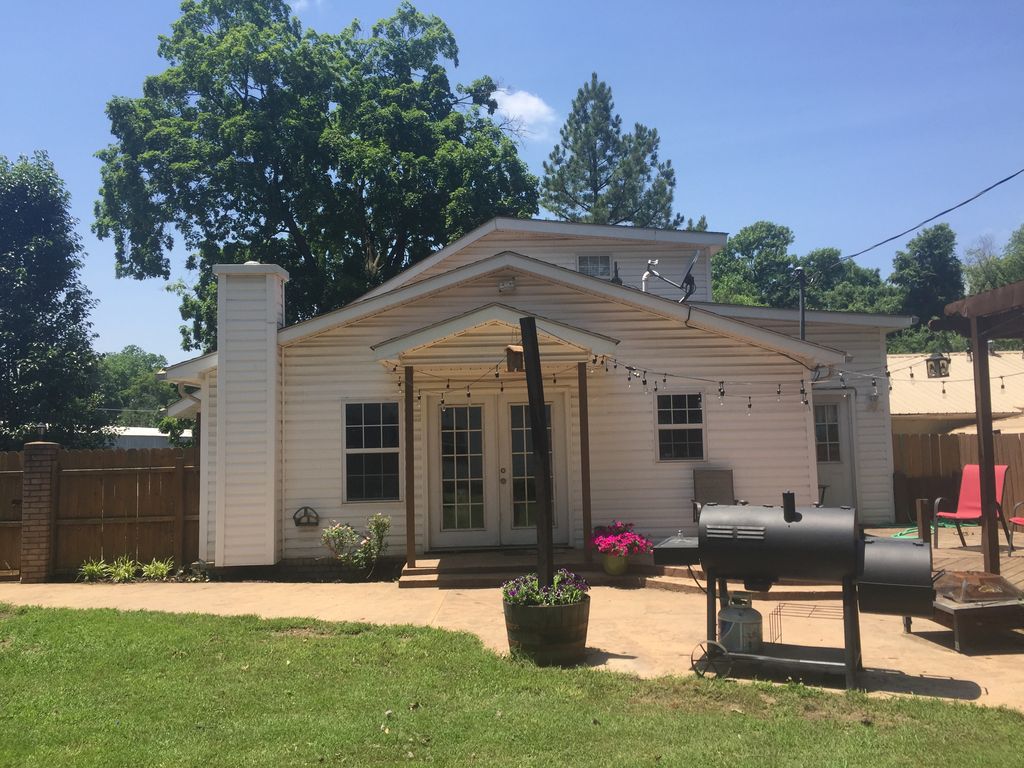 10 E Church Ave, Fairland, OK 4 Bed, 2 Bath SingleFamily Home 21