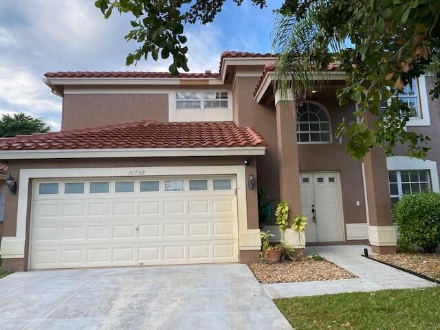 10758 Lake Jasmine Dr, Boca Raton, FL 33498