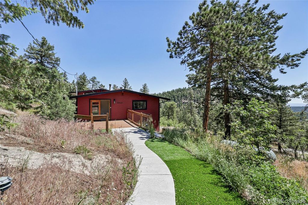 8940 S Brandenburger Drive, Morrison, CO 80465