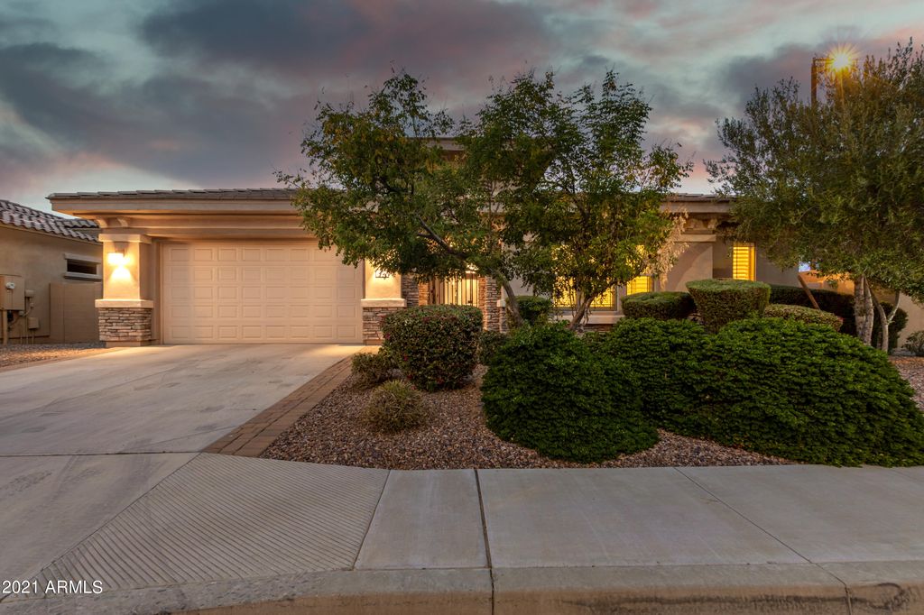 3988 E Wood Dr, Chandler, AZ 85249
