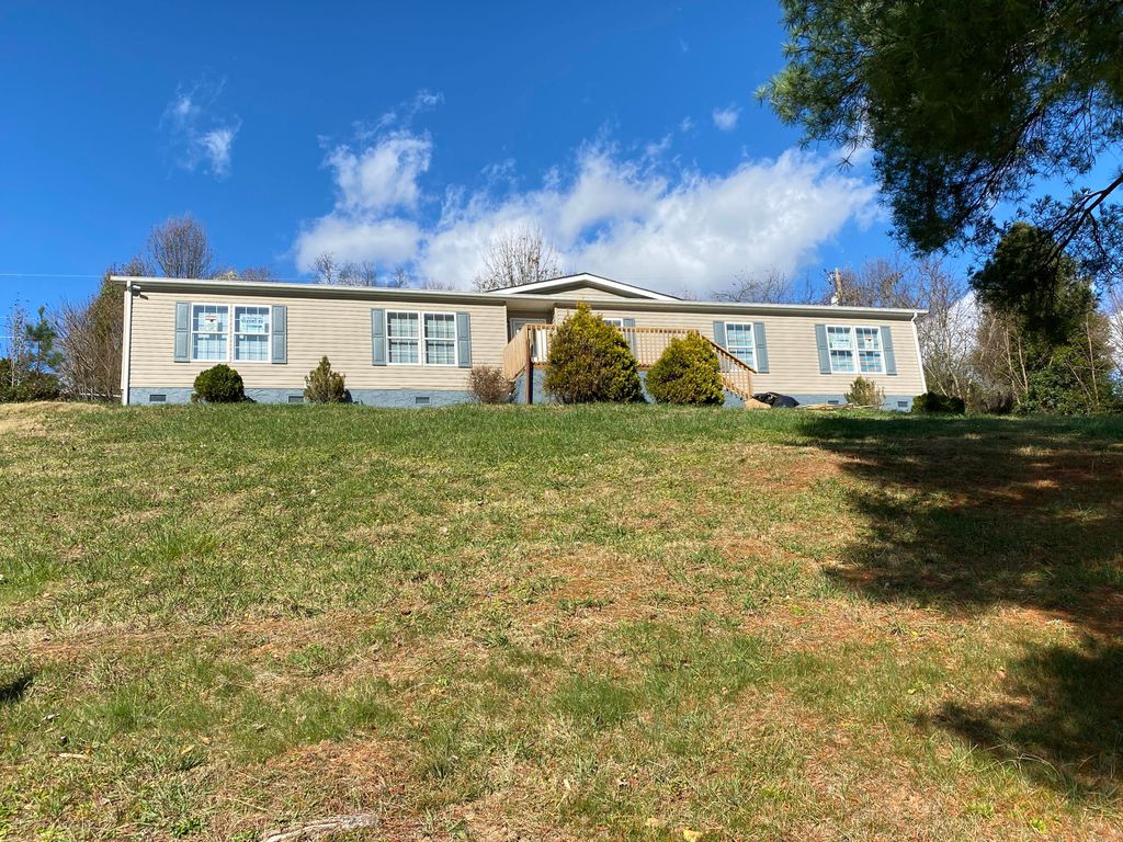 265 Jerrell St, Jonesville, VA 24263