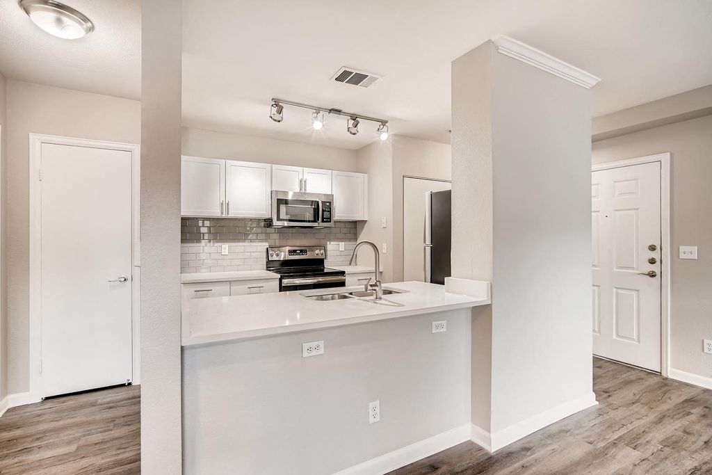 2424 9th Ave, Longmont, CO 80503