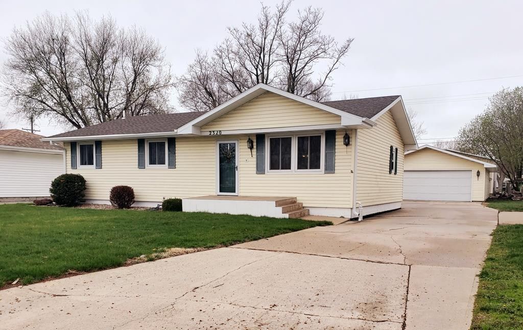 2320 N Custer Ave, Grand Island, NE 68803 Trulia