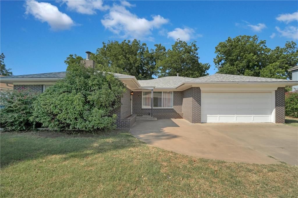 315 W Polk St, Mangum, OK 73554