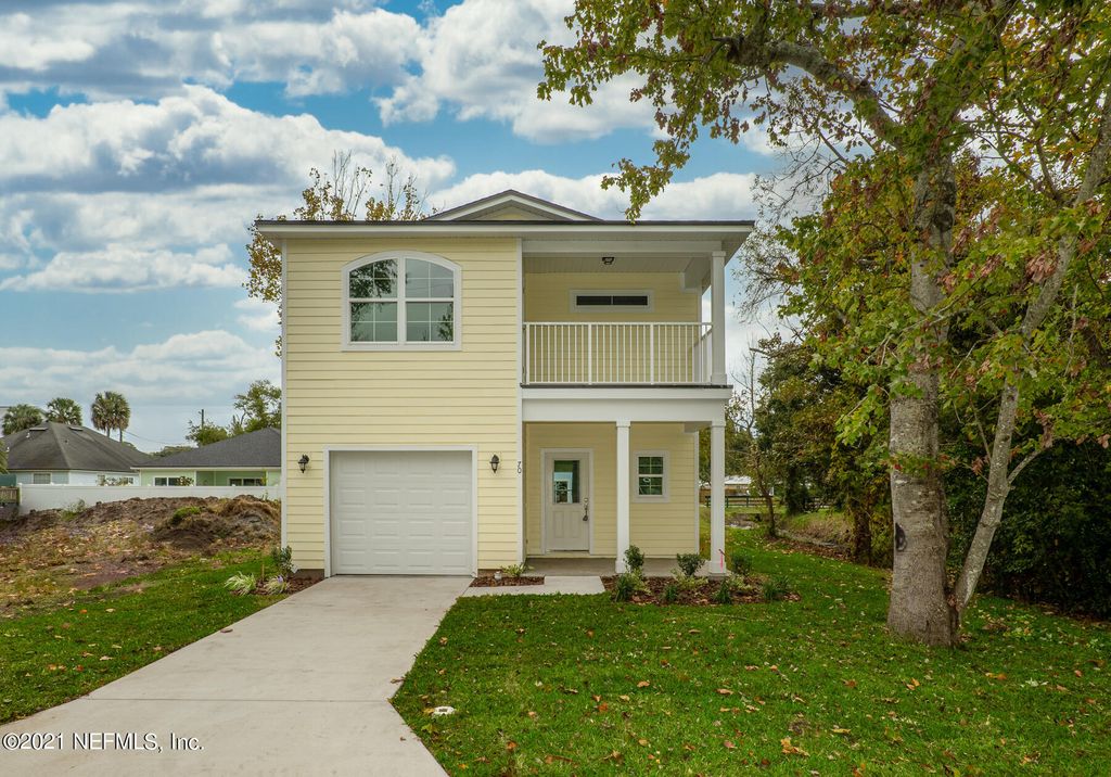 70 Dutton Island Rd W, Atlantic Beach, FL 32233