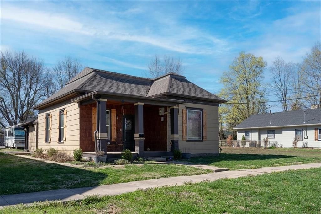 729 Brown Ave Osawatomie KS 66064 Trulia