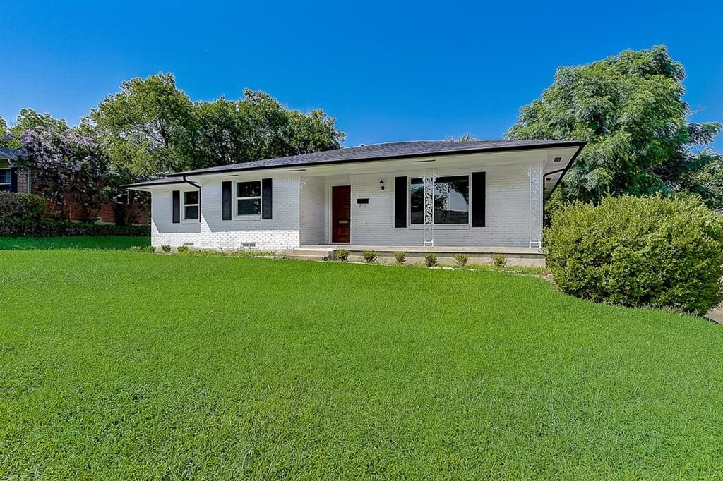2327 Saint Francis Ave, Dallas, TX 75228