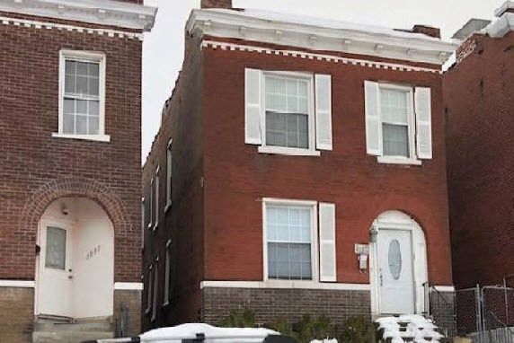3935 S Compton Ave, Saint Louis, MO 63118