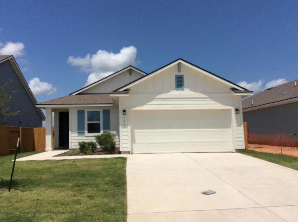 104 Cold Springs Loop, Bastrop, TX 78602