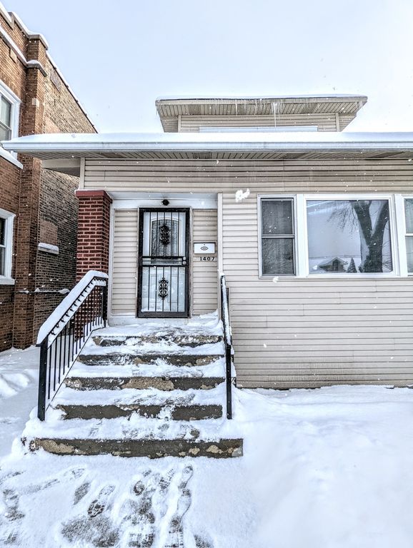 1407 N Massasoit Ave, Chicago, IL 60651