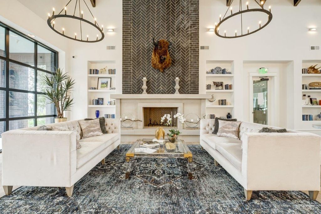 14199 N Interstate Highway 35, Pflugerville, TX 78660