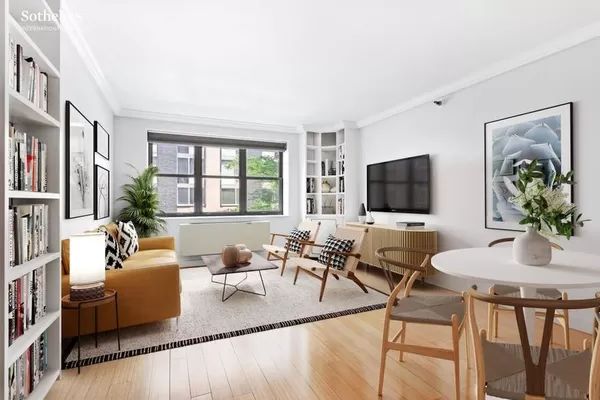 516 W 47th St #N2A, New York, NY 10036