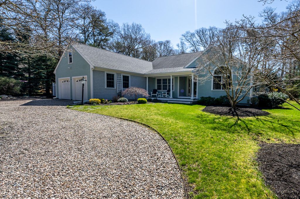 11 Gwens Lane, Orleans, MA 02653 Trulia