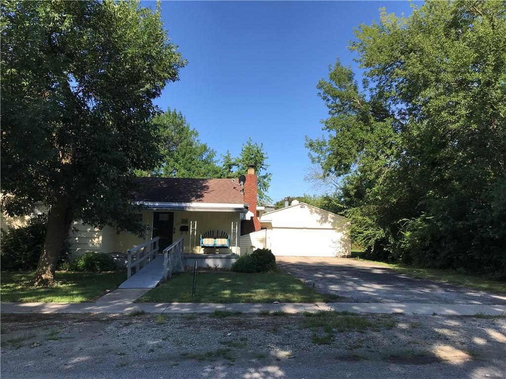 311 S Railroad St, Lovington, IL 3 Bed, 2 Bath SingleFamily Home