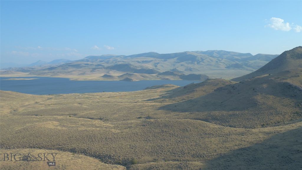 775 Medicine Lodge Rd, Dillon, MT 59725