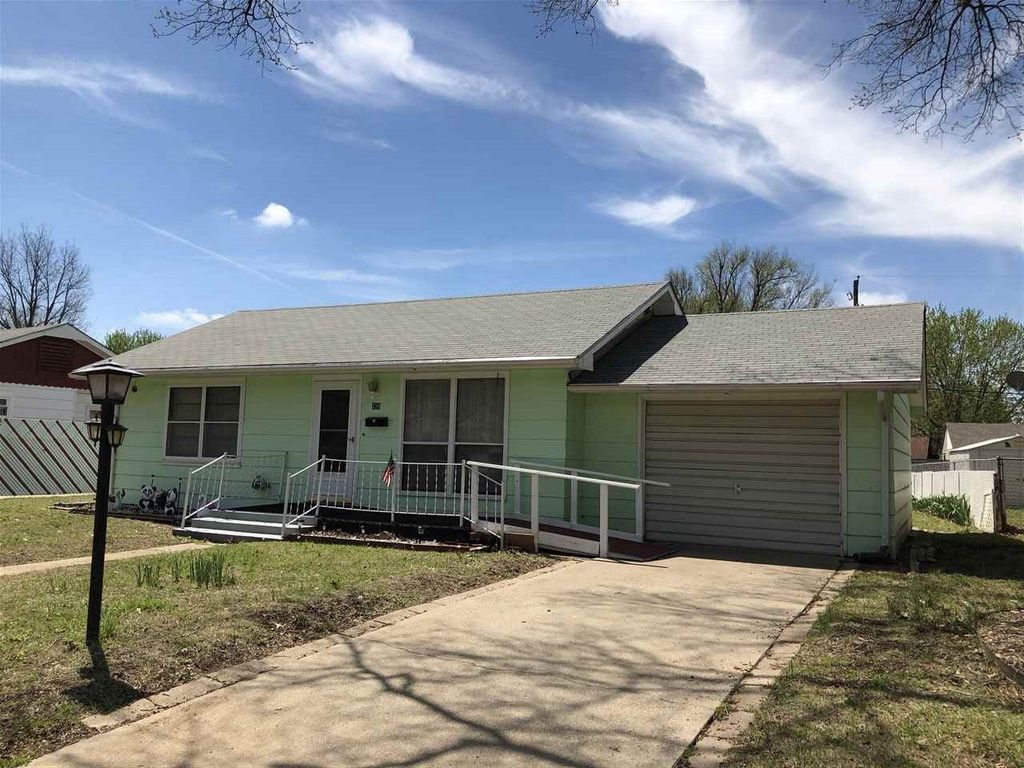 329 Random Rd, Arkansas City, KS 67005 Trulia