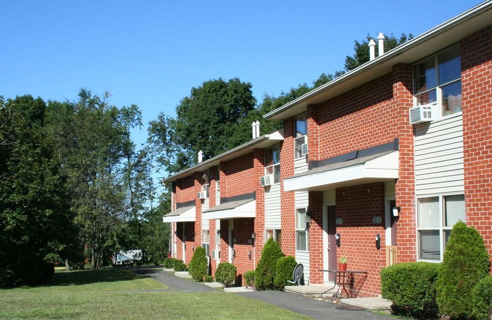 Scott Gardens Apartments in Waterbury, CT 06705 13 Bed, 12 Bath