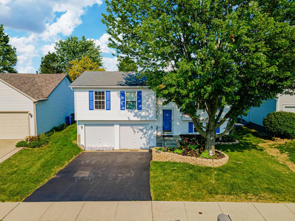 734 Hurlock Ln, Galloway, OH 43119