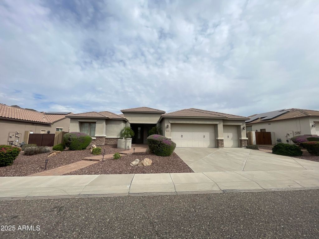 5518 W  Yearling Rd, Phoenix, AZ 85083