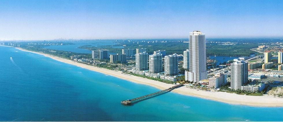 16699 Collins Ave #1205, North Miami Beach, FL 33160