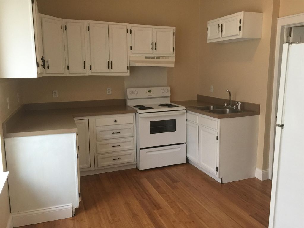 1212 8th Street, Huntington, WV 25701 Rear Cottage Huntington, WV