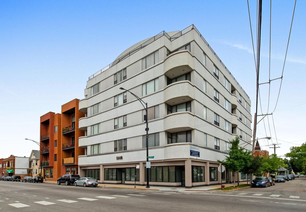 4810 N Lavergne Ave, Chicago, IL 60630