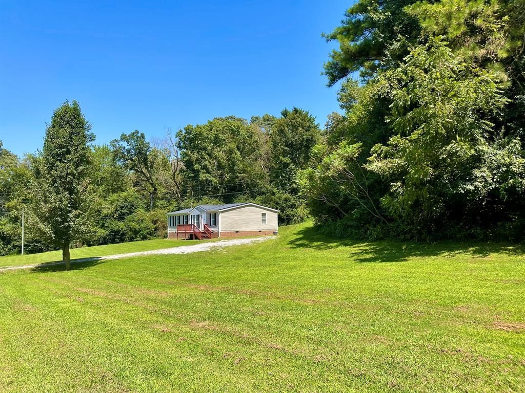 125 Waldrip Dr, Ellijay, GA 30536