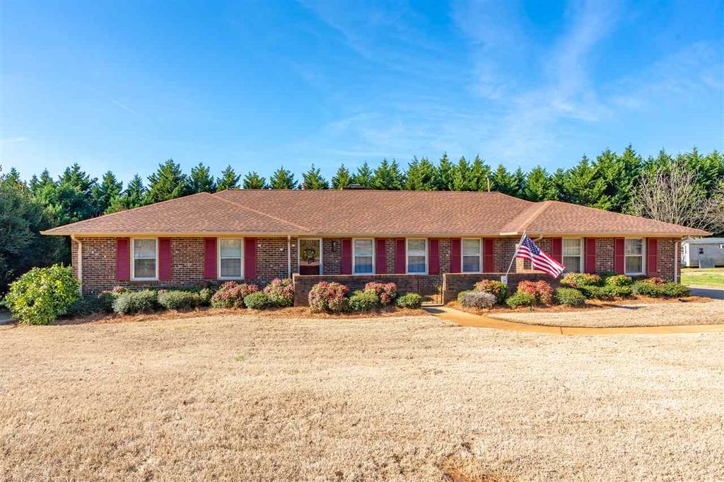 104 Hendrix Dr, Boiling Springs, SC 29316 Trulia