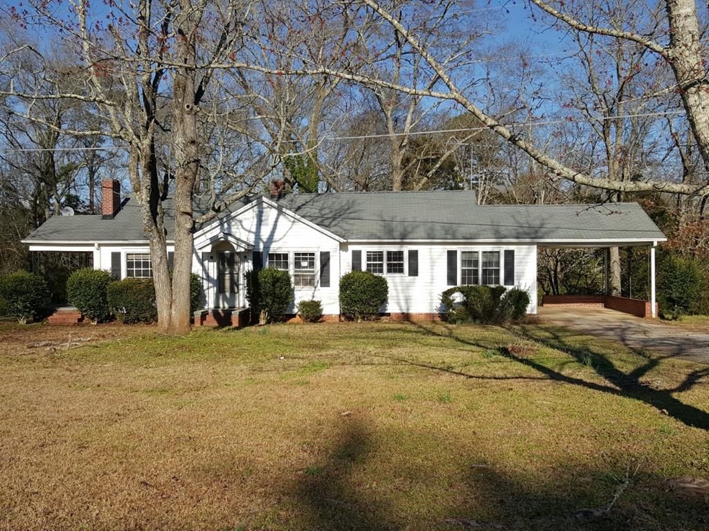 17981 Highway 25, Ware Shoals, SC 29692 2 Bed, 1 Bath SingleFamily