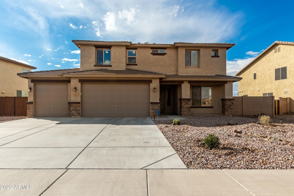 1057 W Jersey Way, San Tan Valley, AZ 85143