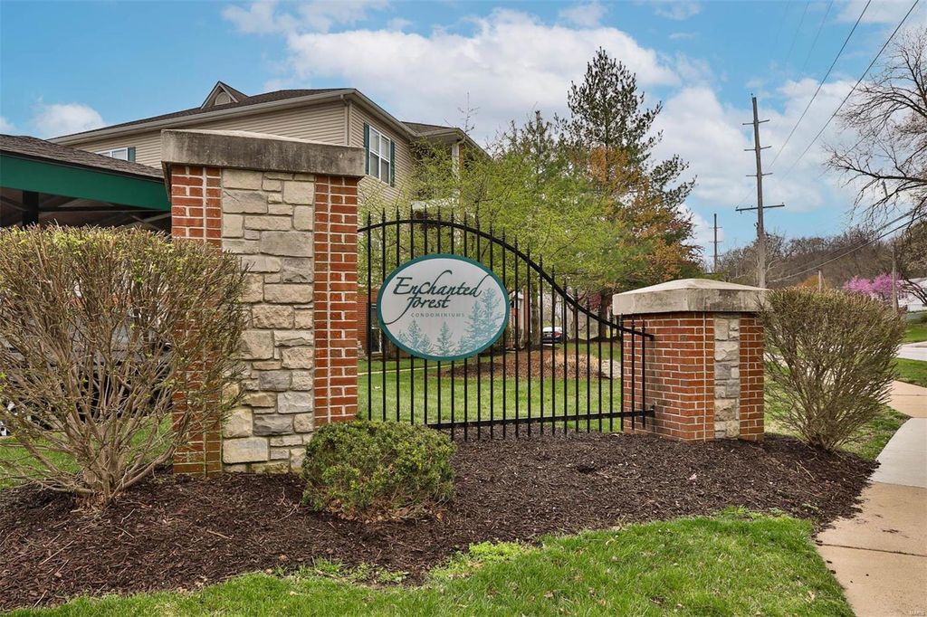845 Forest Ave #101, Valley Park, MO 63088