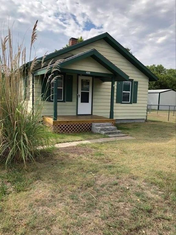 303 W  McFarland St, Hill City, KS 67642