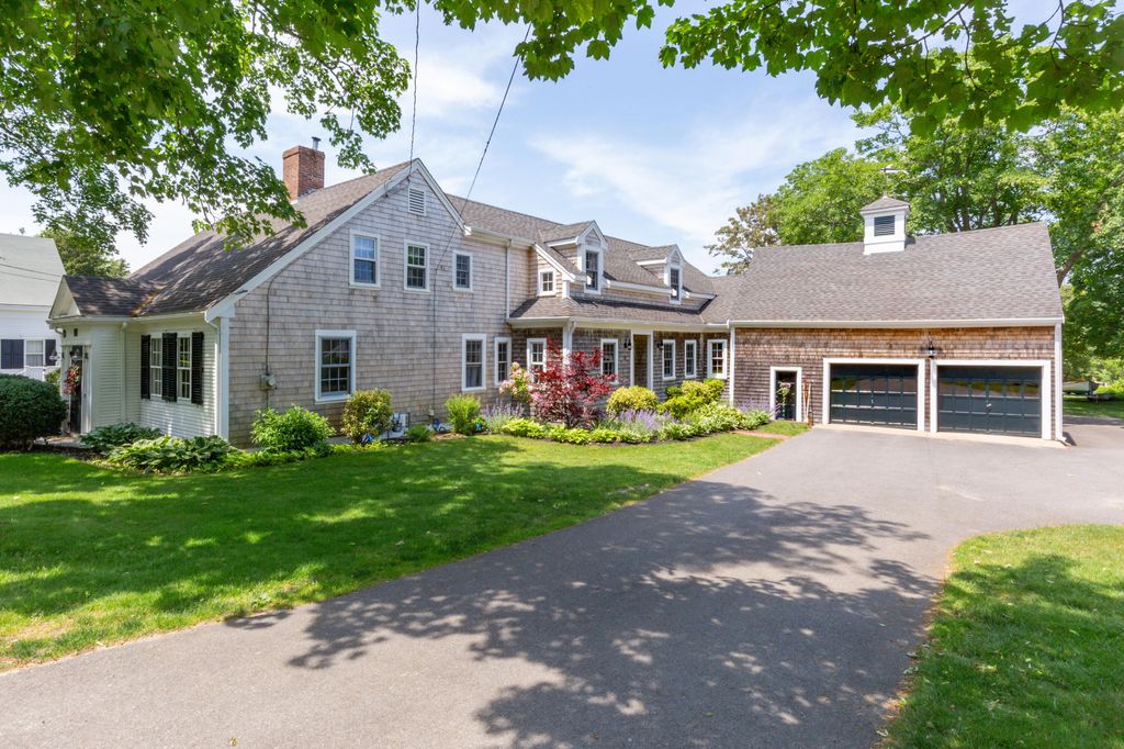 302 Route 6A, Yarmouth Port, MA 02675