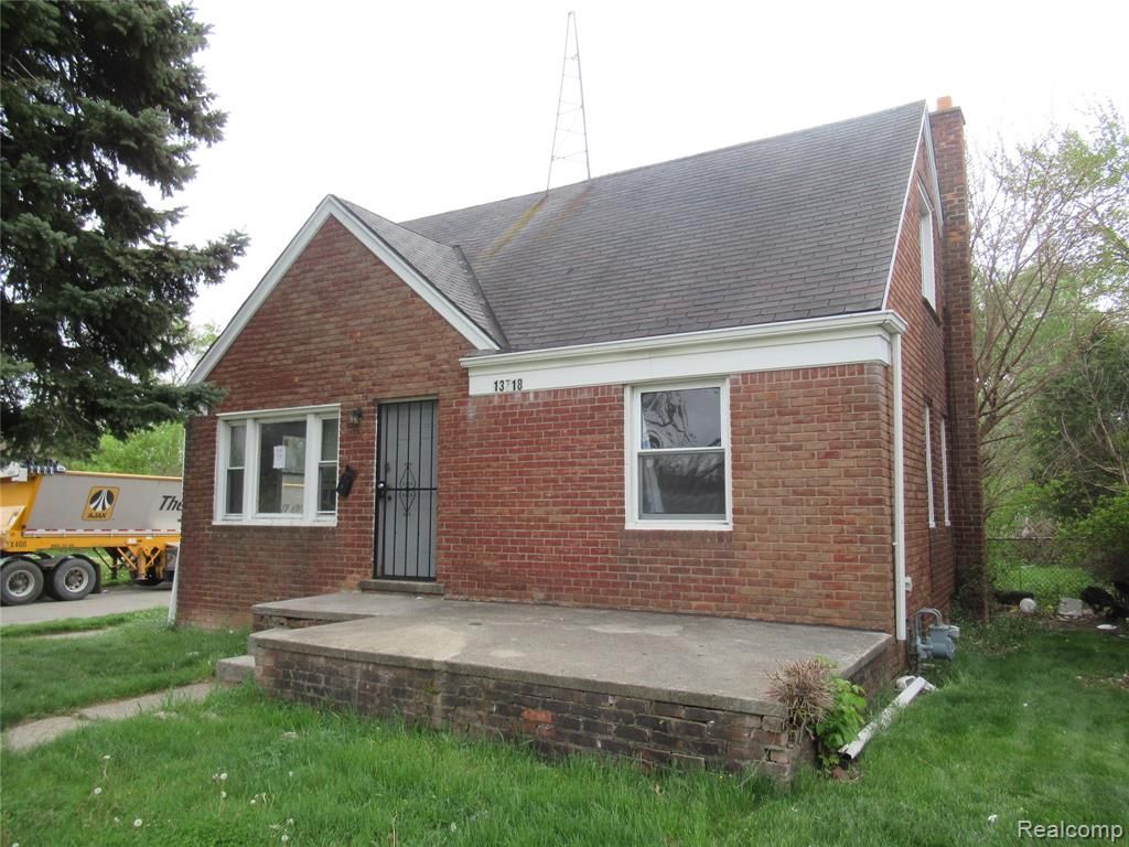 13718 E State Fair St, Detroit, MI 48205