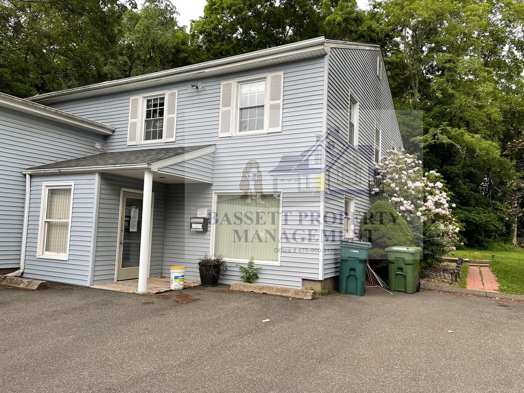 84 Linden Ave #2, Hamden, CT 06518