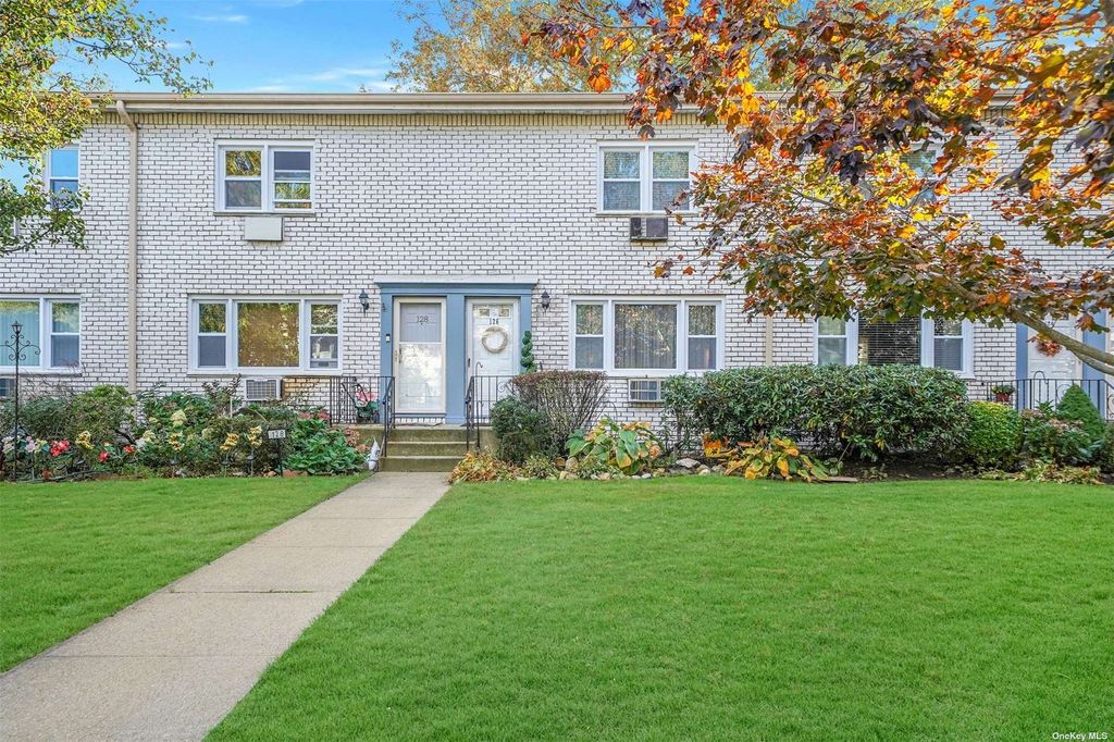 126 Cardinal Lane UNIT 126, Islip, NY 11751 Trulia