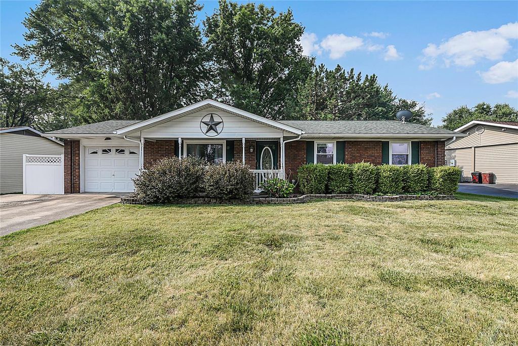 212 Chapel Dr, Collinsville, IL 62234 Trulia