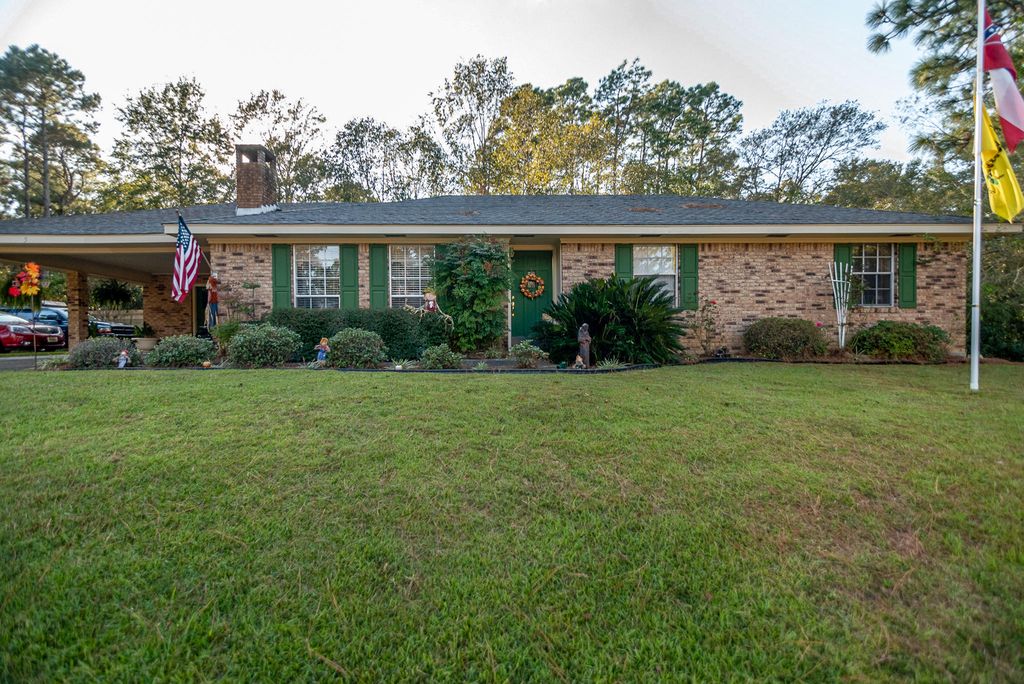 5 Lakeshore Dr, Purvis, MS 3 Bed, 2 Bath SingleFamily Home 21