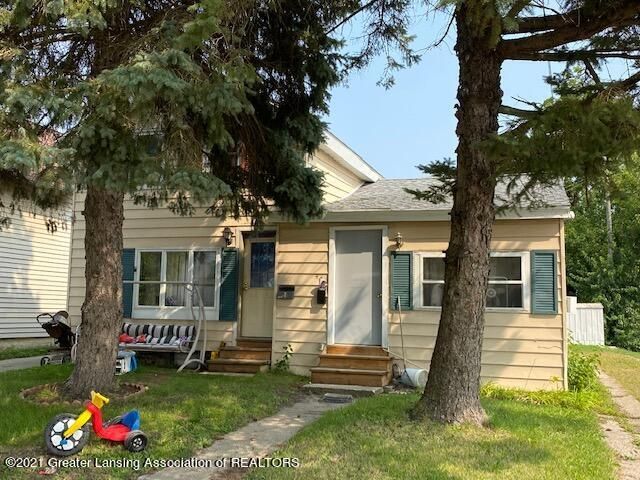 436 N Cochran Ave, Charlotte, MI 48813