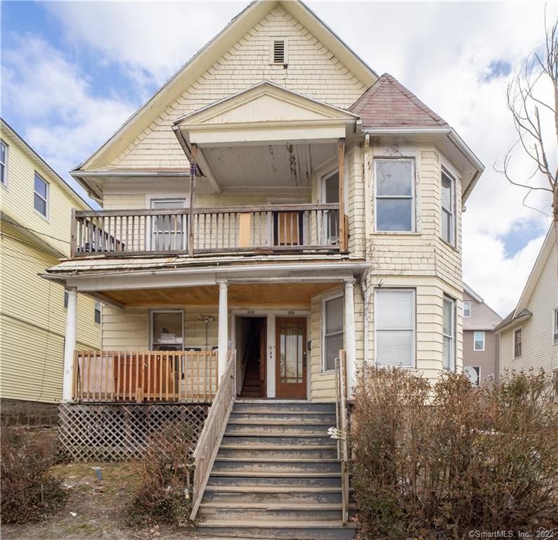 272 Willow St, Waterbury, CT 06710