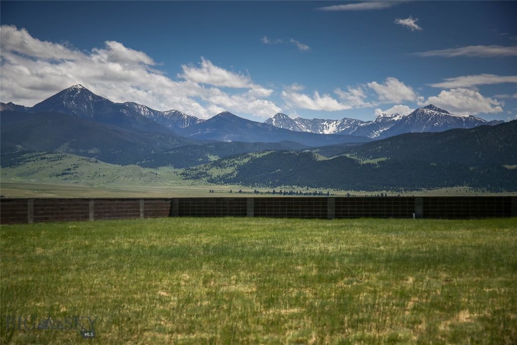 1200 W Montana St, Livingston, MT 59047